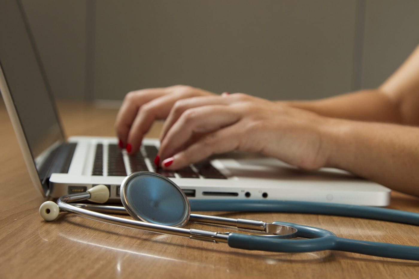 Santé App - Intelligent Healthcare Workforce and Clinical Platform